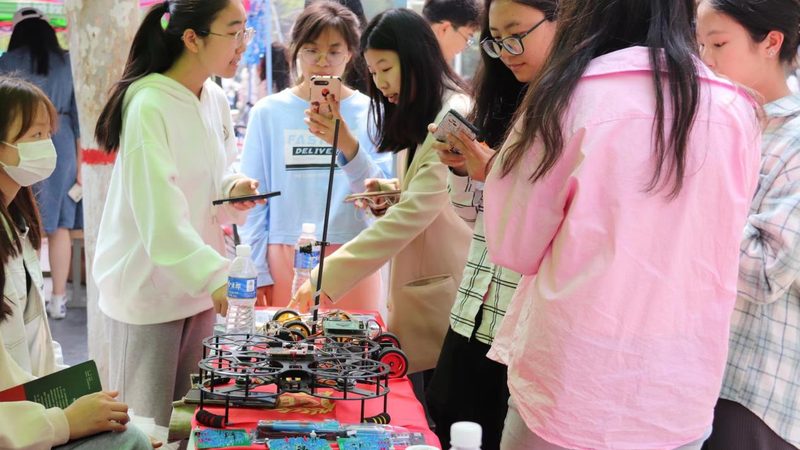 市场表现是评价科技公司的重要指标。以下是从市场角度评估科技公司的方法：